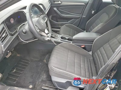 Zdjęcie 7 z 12 samochodu: 2024 VOLKSWAGEN JETTA SPORT VIN:3VWBM7BU0RM029172 - miniatura