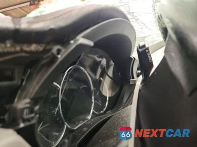 Zdjęcie 9 z 11 samochodu: 2015 TOYOTA COROLLA LE VIN:5YFBURHE4FP348402 - miniatura