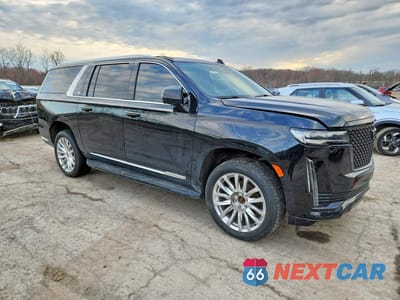 Czwarte zdjęcie samochodu z boku: 2022 CADILLAC ESCALADE ESV PREMIUM LUXURY VIN:1GYS4KKL2NR352753 - miniatura