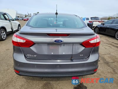 Zdjęcie 6 z 13 samochodu: 2013 FORD FOCUS SE VIN:1FADP3F23DL203031 - miniatura