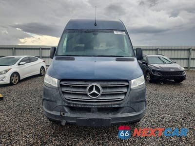 Piąte zdjęcie samochodu w środku: 2019 MERCEDES BENZ SPRINTER 2500/3500 DELIVERY VAN VIN:WD4PF1CD5KT013206 - miniatura