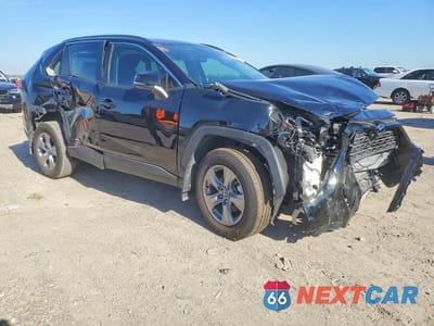 Czwarte zdjęcie samochodu z boku: 2024 TOYOTA RAV4 HYBRID XLE VIN:4T3RWRFV1RU161818 - miniatura
