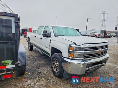Czwarte zdjęcie samochodu z boku: 2015 CHEVROLET SILVERADO C3500 VIN:1GC4CYCG6FF153956 - miniatura