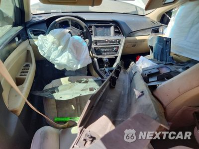 Zdjęcie 8 z 12 samochodu: 2017 HYUNDAI SONATA SPORT VIN:5NPE34AF4HH579774 - miniatura
