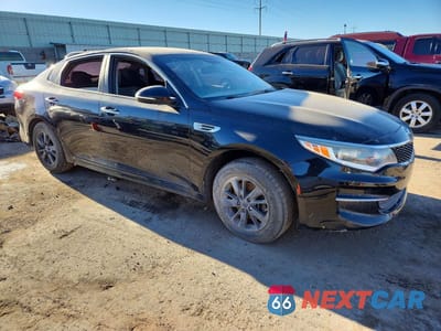 Czwarte zdjęcie samochodu z boku: 2017 KIA OPTIMA LX VIN:5XXGT4L35HG152210 - miniatura
