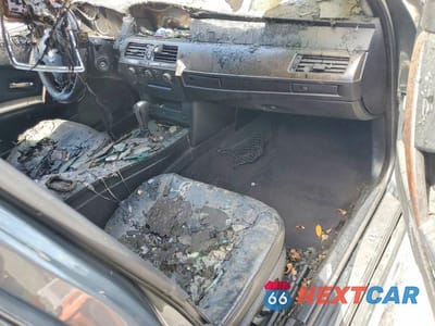 Zdjęcie 8 z 12 samochodu: 2004 BMW 530 I VIN:WBANA73584B808025 - miniatura