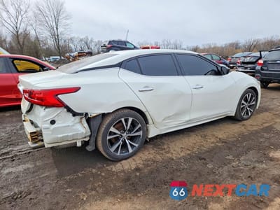 Trzecie zdjęcie samochodu z tyłu: 2018 NISSAN MAXIMA 3.5 S VIN:1N4AA6AP2JC395904 - miniatura