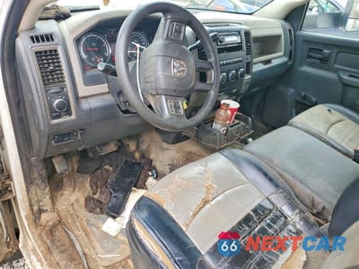 Zdjęcie 8 z 11 samochodu: 2012 DODGE RAM 5500 ST VIN:3C7WDMBL2CG229215 - miniatura