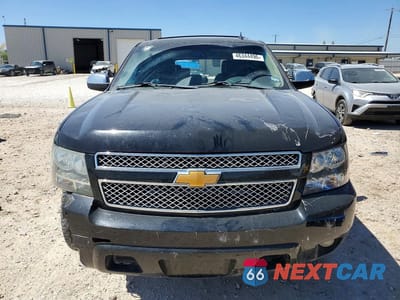 Piąte zdjęcie samochodu w środku: 2011 CHEVROLET TAHOE C1500 LTZ VIN:1GNSCCE02BR393998 - miniatura