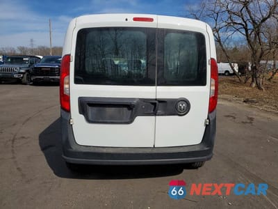 Zdjęcie 6 z 12 samochodu: 2019 RAM PROMASTER CITY VIN:ZFBHRFAB6K6N84208 - miniatura
