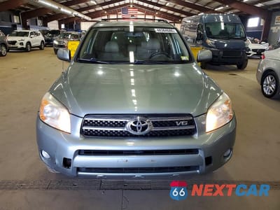 Piąte zdjęcie samochodu w środku: 2008 TOYOTA RAV4 LIMITED VIN:JTMBK31V786049087 - miniatura