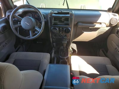 Zdjęcie 8 z 13 samochodu: 2009 JEEP WRANGLER UNLIMITED X VIN:1J4GA39149L719055 - miniatura