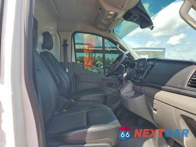 Zdjęcie 11 z 13 samochodu: 2023 FORD TRANSIT 250 UTILITY / SERVICE VAN VIN:1FTBR1Y86PKA50558 - miniatura