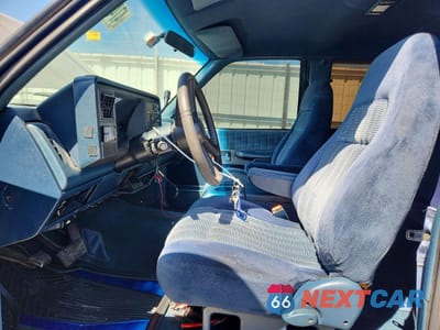 Zdjęcie 7 z 13 samochodu: 1993 GMC SIERRA C1500 VIN:2GTEC19K5P1504372 - miniatura