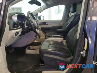 Zdjęcie 7 z 13 samochodu: 2021 CHRYSLER PACIFICA TOURING L VIN:2C4RC1BG4MR565460 - miniatura