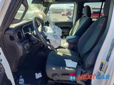 Zdjęcie 7 z 11 samochodu: 2025 JEEP WRANGLER RUBICON VIN:1C4PJXFN2SW527397 - miniatura