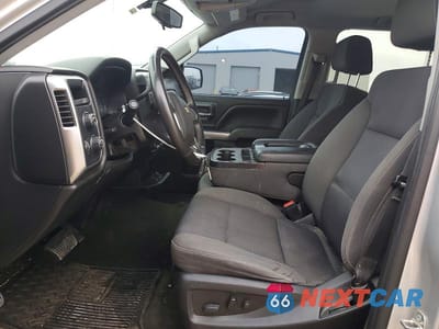 Zdjęcie 7 z 11 samochodu: 2018 CHEVROLET SILVERADO K1500 LT VIN:3GCUKREC0JG117061 - miniatura