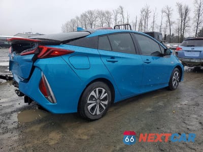 Trzecie zdjęcie samochodu z tyłu: 2018 TOYOTA PRIUS PRIME PREMIUM VIN:JTDKARFP9J3084267 - miniatura