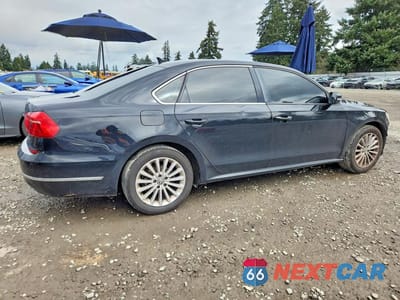 Trzecie zdjęcie samochodu z tyłu: 2016 VOLKSWAGEN PASSAT SE VIN:1VWBT7A33GC028625 - miniatura