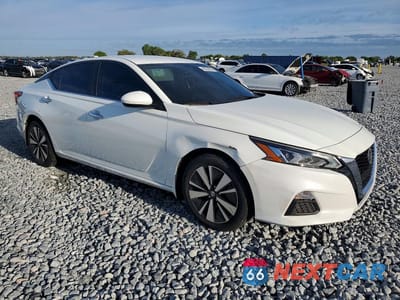 Czwarte zdjęcie samochodu z boku: 2021 NISSAN ALTIMA 2.5 SV VIN:1N4BL4DV6MN415593 - miniatura