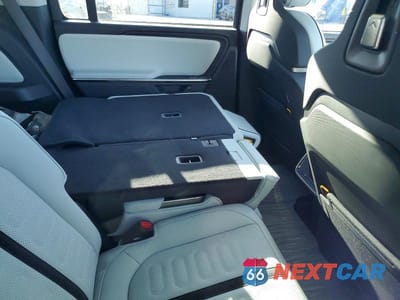 Zdjęcie 11 z 13 samochodu: 2025 RIVIAN R1S ADVENTURE VIN:7PDSGBBA8SN068146 - miniatura