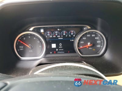 Zdjęcie 9 z 13 samochodu: 2021 CHEVROLET SUBURBAN C1500 PREMIER VIN:1GNSCFKD2MR164541 - miniatura