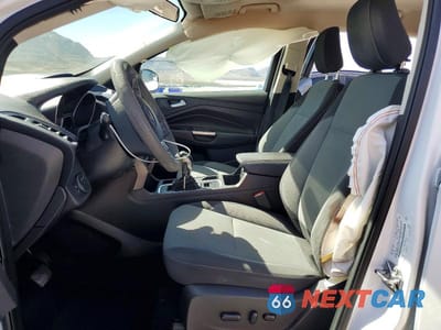 Zdjęcie 7 z 12 samochodu: 2018 FORD ESCAPE SE VIN:1FMCU0GD6JUC35972 - miniatura
