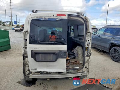 Zdjęcie 6 z 14 samochodu: 2018 RAM PROMASTER CITY SLT VIN:ZFBERFBBXJ6J26946 - miniatura