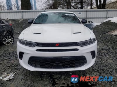 Piąte zdjęcie samochodu w środku: 2024 DODGE HORNET R VIN:ZACPDFCW7R3A31802 - miniatura