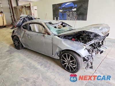 Czwarte zdjęcie samochodu z boku: 2022 TOYOTA GR86 BASE VIN:JF1ZNBC16N8753605 - miniatura