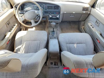 Zdjęcie 8 z 12 samochodu: 1995 TOYOTA 4RUNNER SR5 V6 VIN:JT3VN29V7S0043078 - miniatura