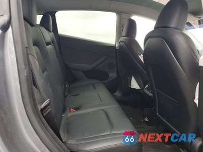 Zdjęcie 11 z 13 samochodu: 2024 TESLA MODEL Y VIN:7SAYGDEEXRA320533 - miniatura