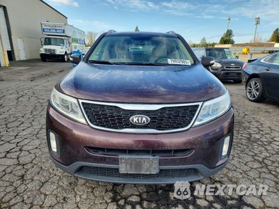 Piąte zdjęcie samochodu w środku: 2014 KIA SORENTO LX VIN:5XYKTCA61EG450956 - miniatura