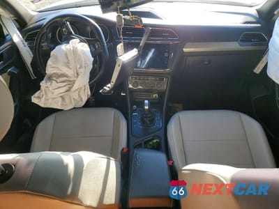 Zdjęcie 8 z 13 samochodu: 2021 VOLKSWAGEN TIGUAN SE VIN:3VV3B7AX7MM052497 - miniatura