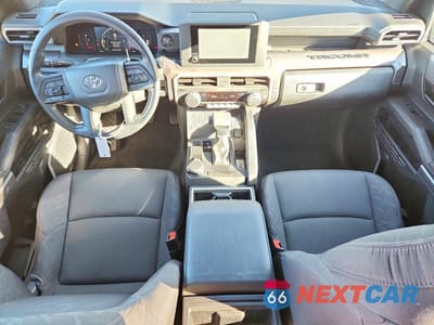 Zdjęcie 8 z 13 samochodu: 2024 TOYOTA TACOMA SR5 VIN:3TYLB5JN8RT010854 - miniatura