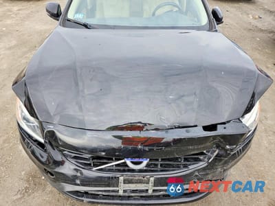 Zdjęcie 11 z 11 samochodu: 2017 VOLVO S60 VIN:YV126MFL4H2434092 - miniatura