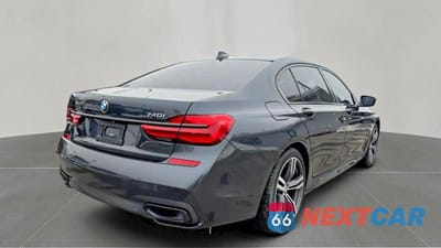 Czwarte zdjęcie samochodu z boku: 2019 BMW 740 I VIN:WBA7E2C58KB218257 - miniatura