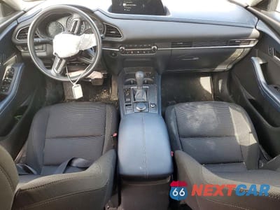 Zdjęcie 8 z 14 samochodu: 2021 MAZDA CX-30 GX VIN:3MVDMBB73MM256467 - miniatura