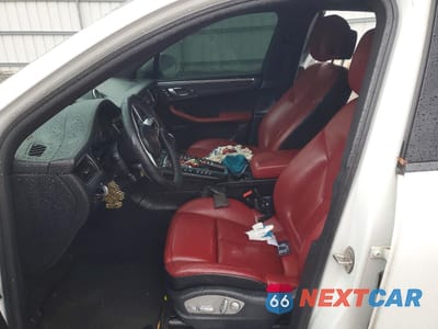 Zdjęcie 7 z 12 samochodu: 2017 PORSCHE MACAN GTS VIN:WP1AG2A57HLB51688 - miniatura