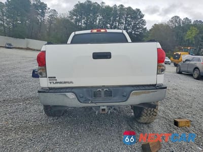 Zdjęcie 6 z 11 samochodu: 2007 TOYOTA TUNDRA SR5 VIN:5TBEV541X7S472889 - miniatura