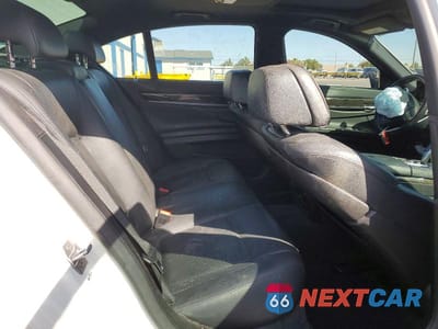 Zdjęcie 10 z 11 samochodu: 2013 BMW 740 I VIN:WBAYA6C56DD143380 - miniatura