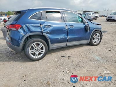 Trzecie zdjęcie samochodu z tyłu: 2021 MERCEDES-BENZ GLA 250 4MATIC VIN:W1N4N4HB1MJ208090 - miniatura