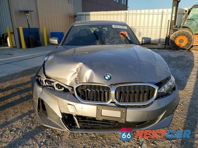 Piąte zdjęcie samochodu w środku: 2025 BMW 330XI VIN:3MW89CW02S8F45835 - miniatura