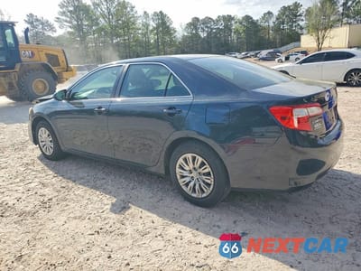 Drugie zdjęcie samochodu z przodu: 2014 TOYOTA CAMRY L VIN:4T1BF1FK5EU792972 - miniatura