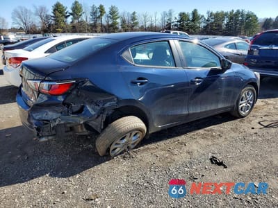 Trzecie zdjęcie samochodu z tyłu: 2016 TOYOTA SCION IA VIN:3MYDLBZV0GY125973 - miniatura