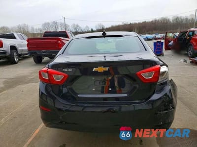 Zdjęcie 6 z 12 samochodu: 2019 CHEVROLET CRUZE LS VIN:1G1BC5SM9K7152097 - miniatura