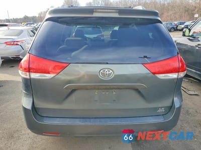Zdjęcie 6 z 13 samochodu: 2013 TOYOTA SIENNA LE 7-PASSENGER VIN:5TDJK3DC2DS060224 - miniatura