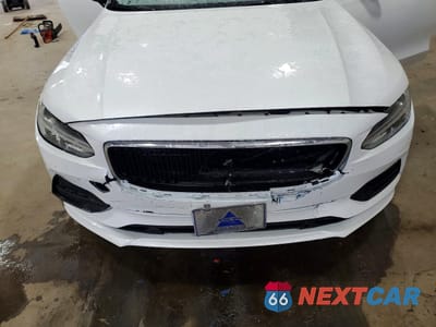Zdjęcie 11 z 12 samochodu: 2017 VOLVO S90 T6 MOMENTUM VIN:YV1A22MK2H1011846 - miniatura