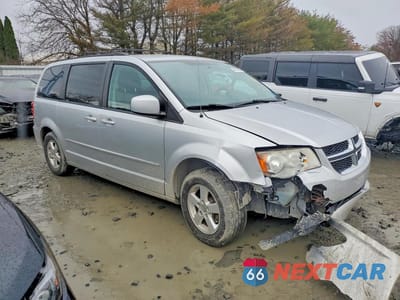 Czwarte zdjęcie samochodu z boku: 2012 DODGE GRAND CARAVAN SXT VIN:2C4RDGCG2CR111060 - miniatura