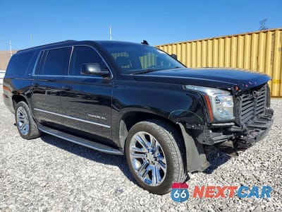 Czwarte zdjęcie samochodu z boku: 2020 GMC YUKON XL C1500 SLT VIN:1GKS1GKC0LR300776 - miniatura